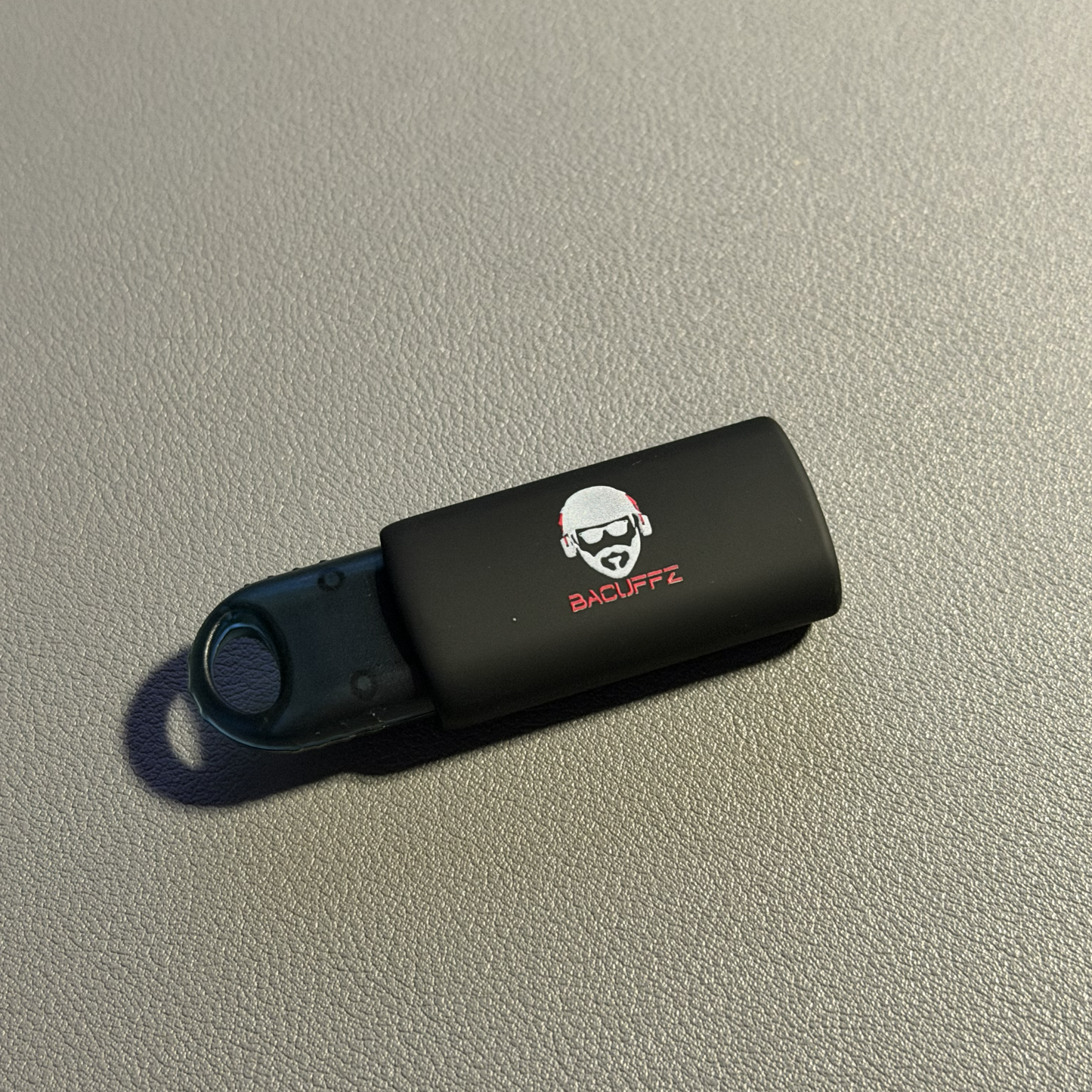 Bacuffz Shop – "BÜNDEL" Der BACUFFZ USB Stick zum zusammenstellen