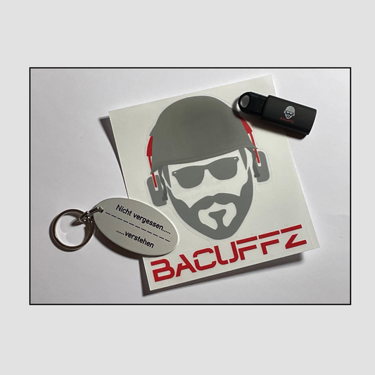 PAKET - 20 Hörbücher + Aufkleber + Anhänger von BACUFFZ